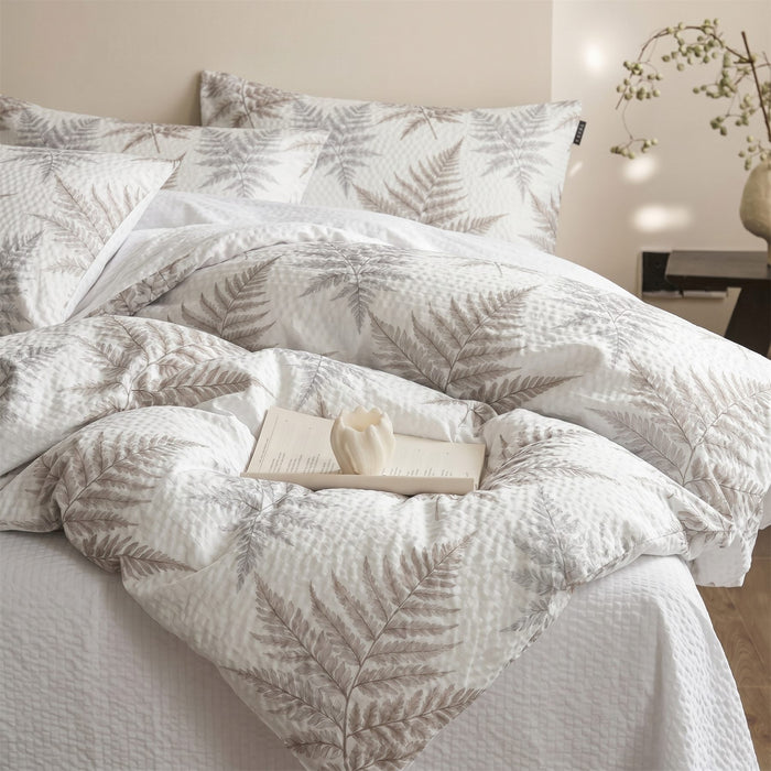Pattern 100012 Cooling Seersucker Duvet Cover & Pillowcase Set product photo 2
